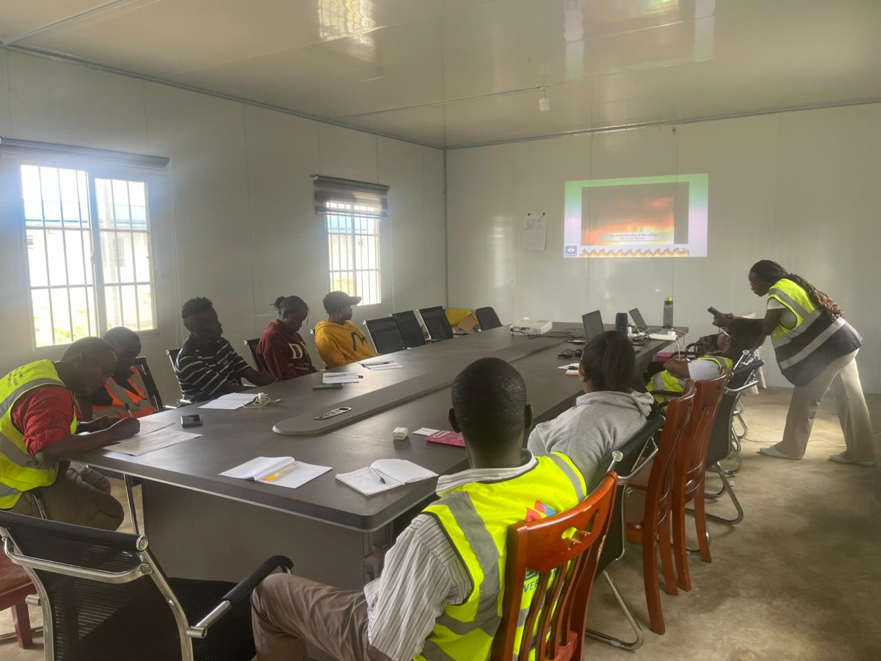 Pollphine safety fire 17